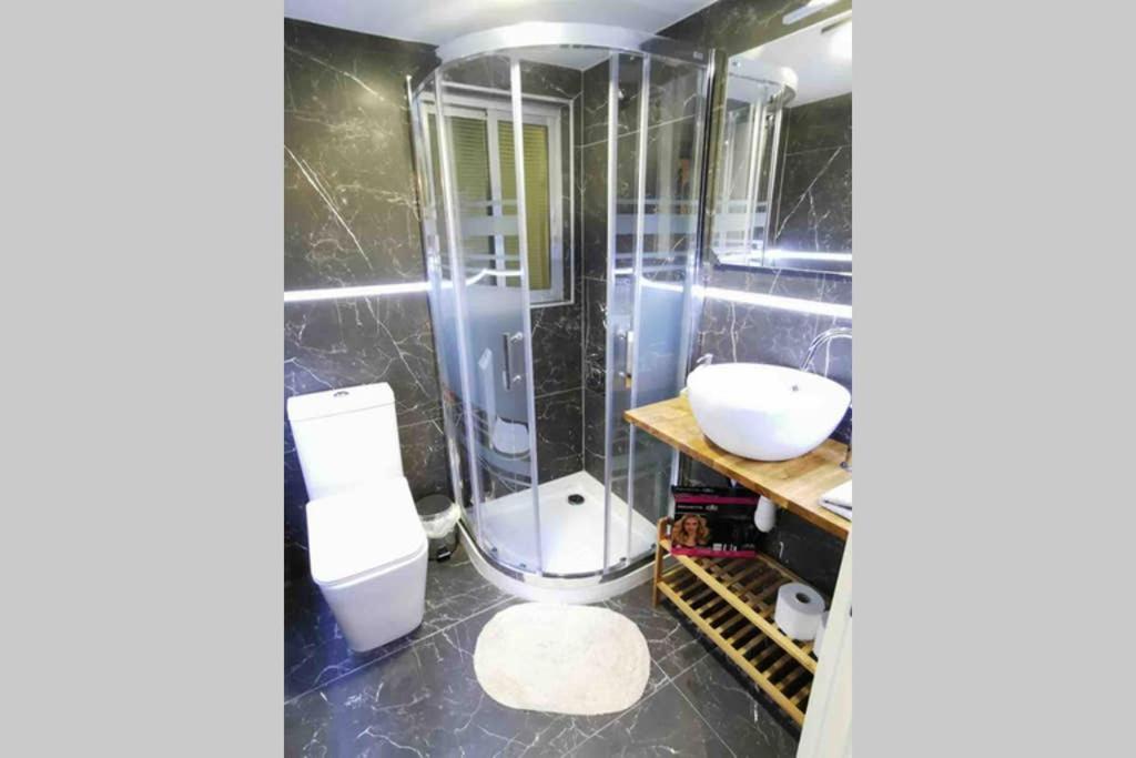 Acogedor Apartamento En El Centro De Santander Apartman Kültér fotó