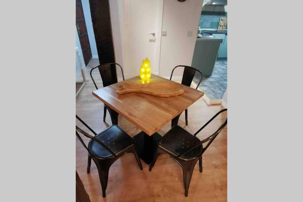 Acogedor Apartamento En El Centro De Santander Apartman Kültér fotó