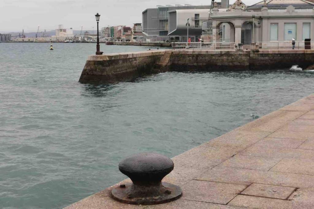 Acogedor Apartamento En El Centro De Santander Apartman Kültér fotó